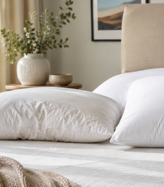7 Signs It's Time to Change Your Pillow – and How to Choose a New One 7 Signs It's Time to Change Your Pillow – and How to Choose a New One