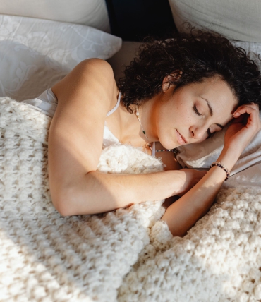 Is Plush Bedding Suitable for Sensitive Skin?