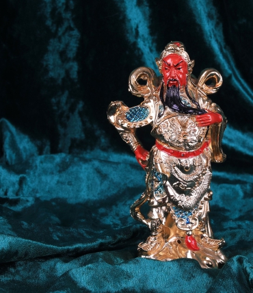 The History of Silk: From Ancient China to the Present Day