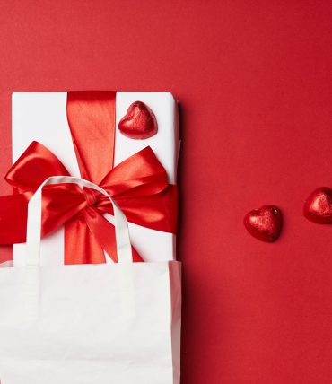 What to Give for Valentine’s Day ?