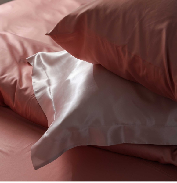 Why are silk pillowcases a great gift?