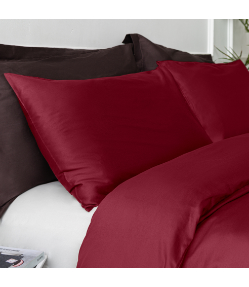 Premium Sateen Bedding Set „Maroon“. Satin bedding sets