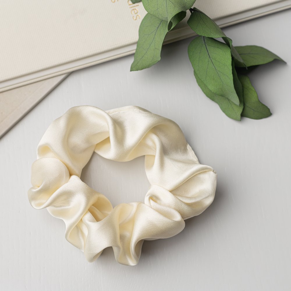 Silk hair scrunchies "Cream". Jewelry. Gentle scrunchie made of natural silk.