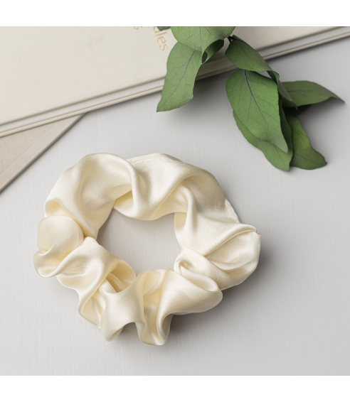 Silk hair scrunchies "Cream". Hair scrunchies