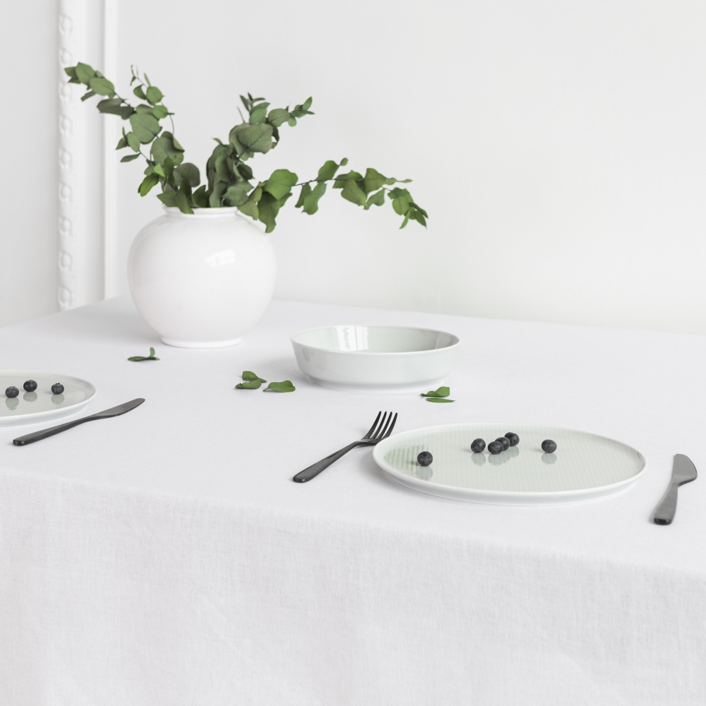 Tablecloth „Linen white“. Linen tablecloths, 140x200 cm, 140x240 cm, 140x300 cm
