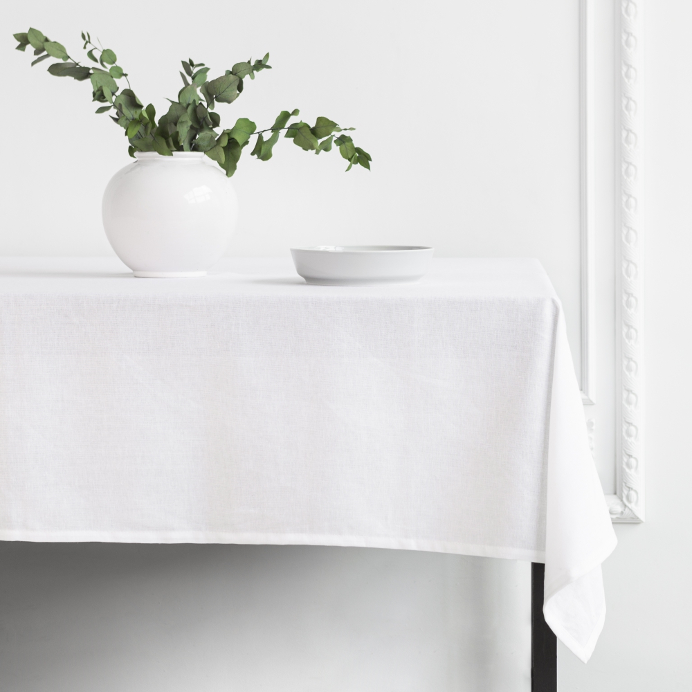 Tablecloth „Linen white“. Linen tablecloths, 140x200 cm, 140x240 cm, 140x300 cm
