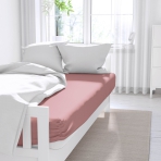 Fitted Sheet “Ash Rose”, 150x220 cm. Soft pink bedsheet adding coziness to the bedroom.