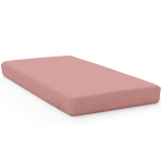 Fitted Sheet “Ash Rose”, 150x220 cm. Rose-colored bedsheet tightly fitted on a mattress.