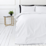 Premium Sateen Bedding Set „Classic White“. White bedding sets, 140x200 cm, 200x200 cm, 200x220 cm. Elegant white satin bedding perfect for a minimalist interior.
