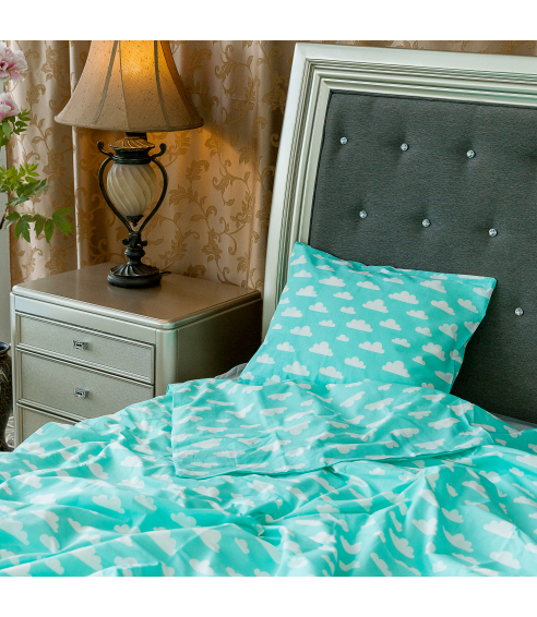 Children’s Bedding Set „Green Clouds“. Cotton bedding sets