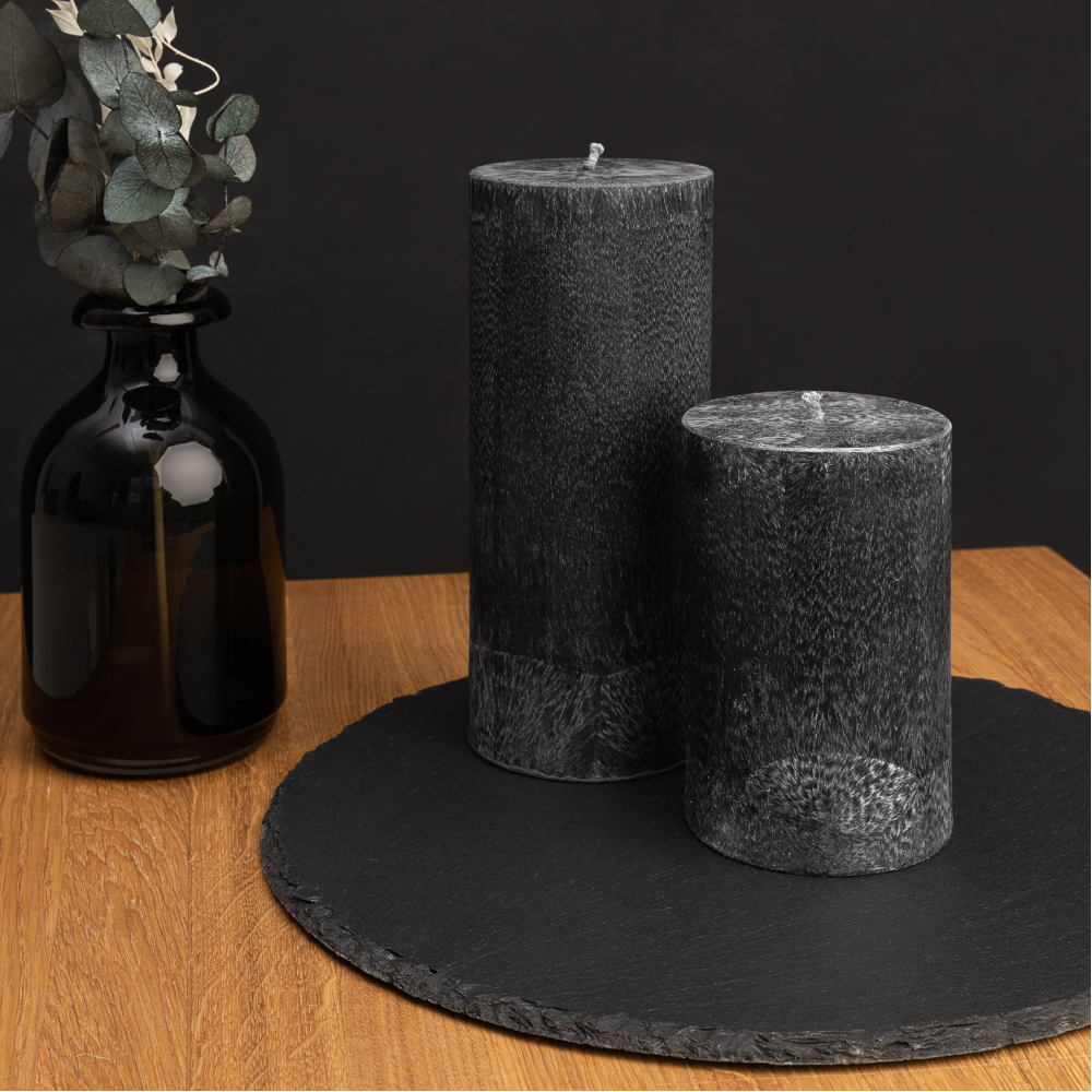 Handmade round candle “Onyx”, 1 piece