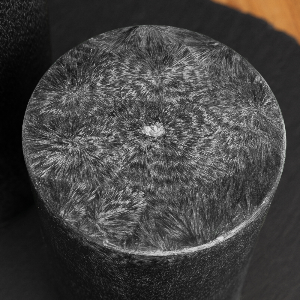 Handmade round candle “Onyx”, 1 piece