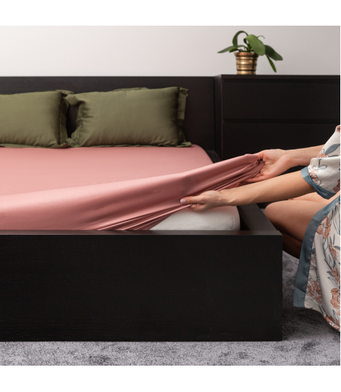 Satin Fitted Sheet „Ash rose“. Fittedsheets