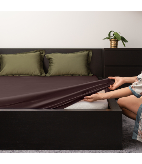 Satin Fitted Sheet „Chocolate“. Fittedsheets