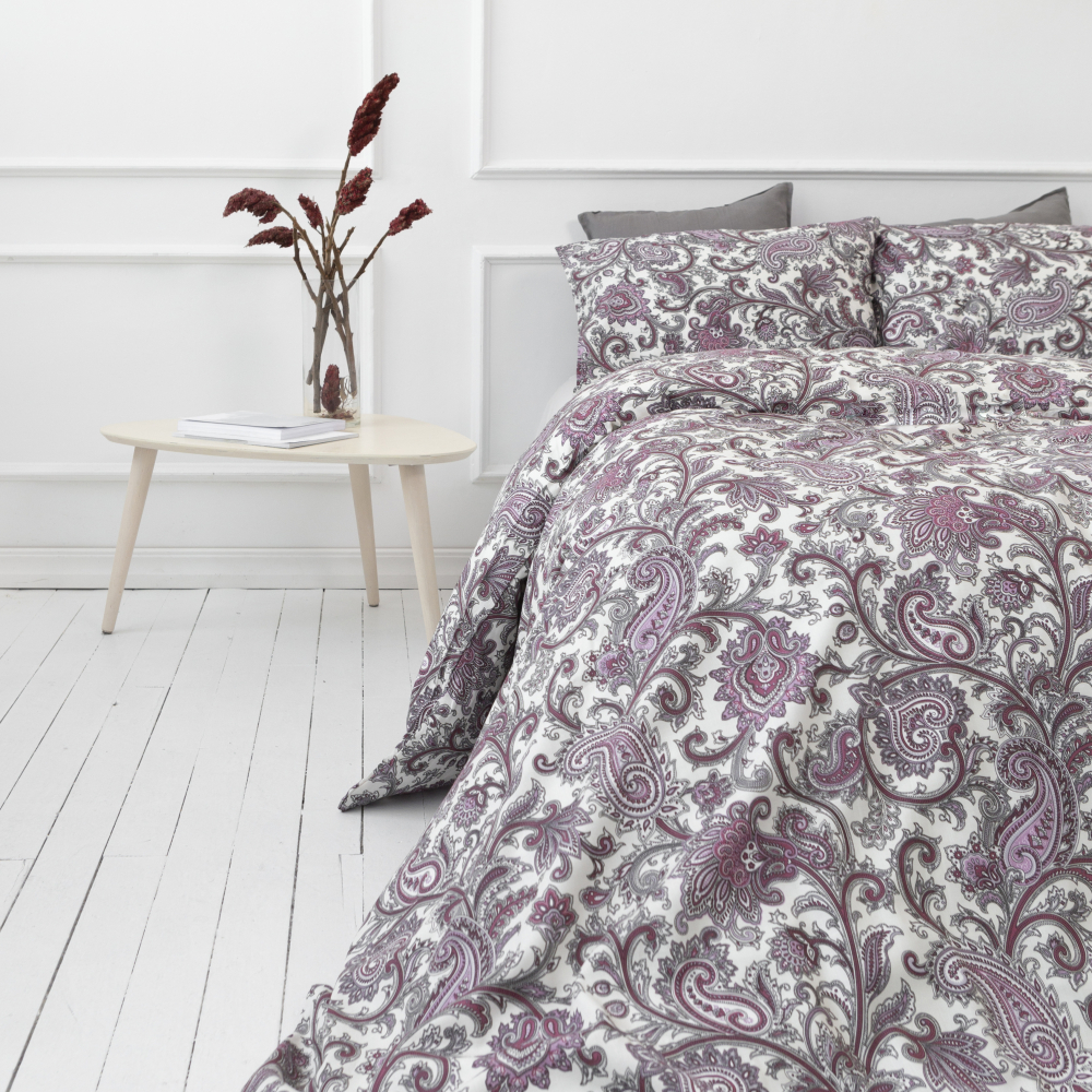 Premium Sateen Bedding Set „Burgundy“. Patterned bedding sets, 160x200 cm