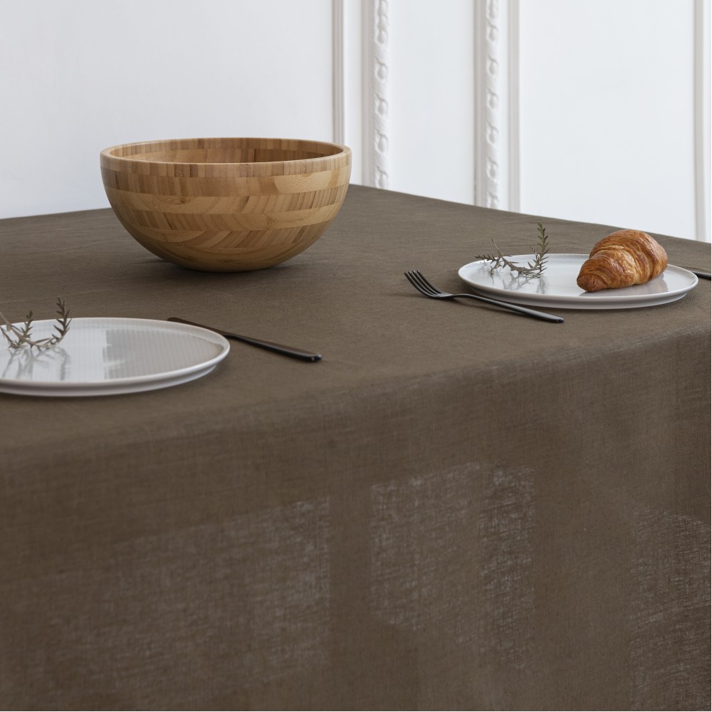 Tablecloth „Linen brown“. Linen tablecloths, 140x140 cm, 140x300 cm