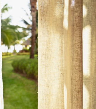 Linen Textile Products: Curtains, Tablecloths, Décor