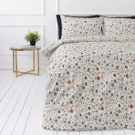 Double duvet cover sets „Countryside“. Green bedding set, 200x200 cm, 200x220 cm. Cream bedding with blue, brown and grey flowers and green branches Double duvet cover sets „Countryside“. Green bedding set, 200x200 cm, 200x220 cm. Cream bedding with blue, brown and grey flowers and green branches