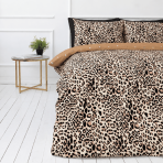 Double duvet cover sets „Roar“. Flannel bedding sets, 200x200 cm, 200x220 cm. Beige bedding with a bold black and brown leopard pattern. Double duvet cover sets „Roar“. Flannel bedding sets, 200x200 cm, 200x220 cm. Beige bedding with a bold black and brown leopard pattern.