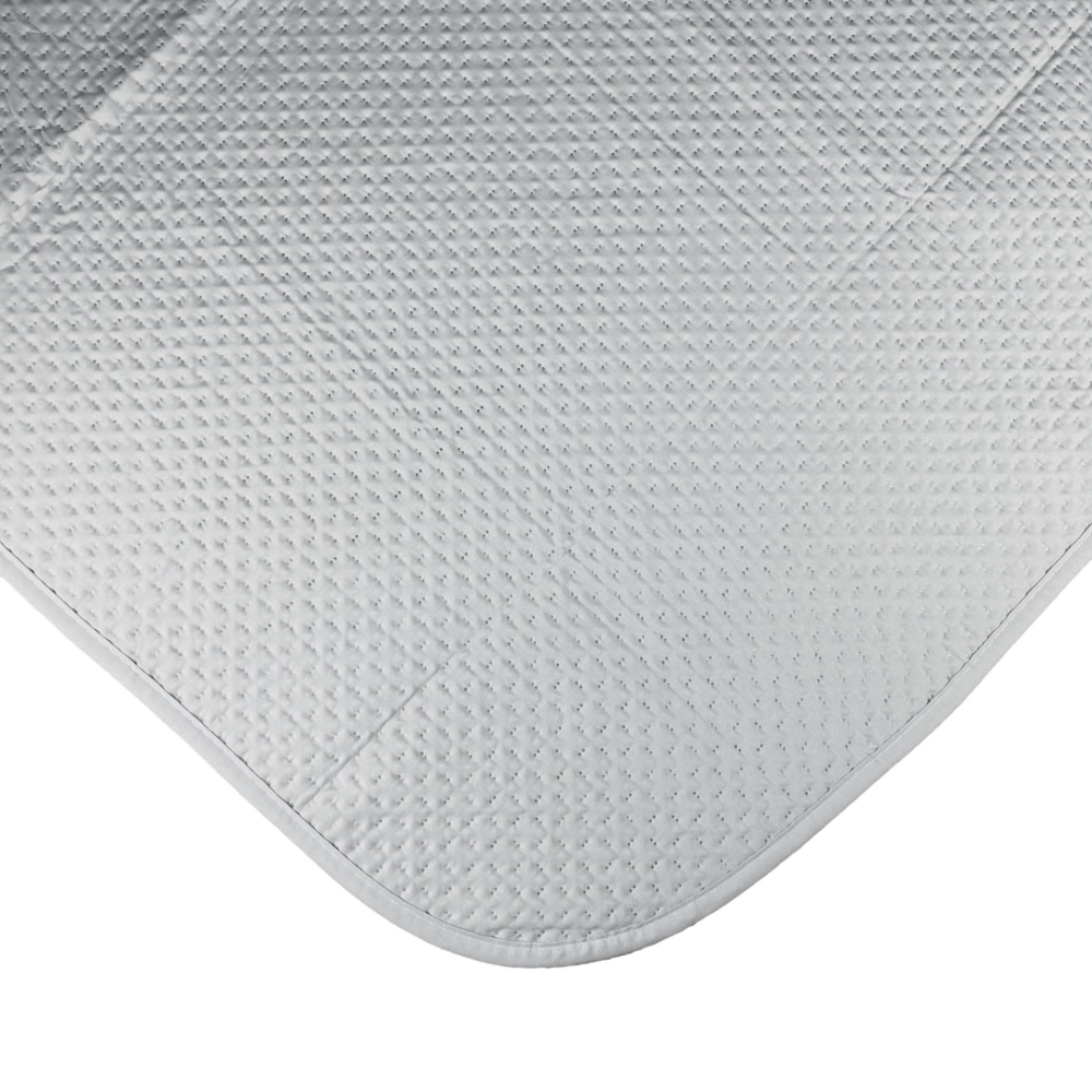 Reversible Bedspread “Grey Trapuntino Bedspread”. Blankets, 170x250 cm, 200x250 cm. Light gray bedspread with a soft, gentle texture that refreshes the interior.