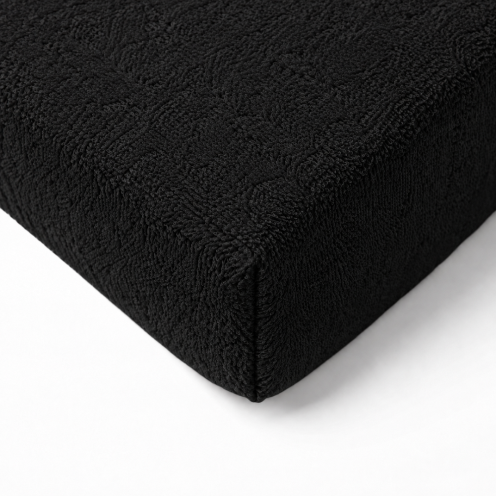 Terry fitted sheet „Black frote“. Fitted sheets 180x200, 90x200 cm, 140x200 cm, 160x200 cm, 180x200 cm, 200x220 cm. Deep black fitted sheet with fine small terry loops. Terry fitted sheet „Black frote“. Fitted sheets 180x200, 90x200 cm, 140x200 cm, 160x200 cm, 180x200 cm, 200x220 cm. Deep black fitted sheet with fine small terry loops.