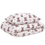 Muslin bedding set „Fluffy Bear muslin“. Bedding sets, 140x200 cm, 150x200 cm, 160x200 cm. White bedding set with brown teddy bears wearing pink outfits. Muslin bedding set „Fluffy Bear muslin“. Bedding sets, 140x200 cm, 150x200 cm, 160x200 cm. White bedding set with brown teddy bears wearing pink outfits.