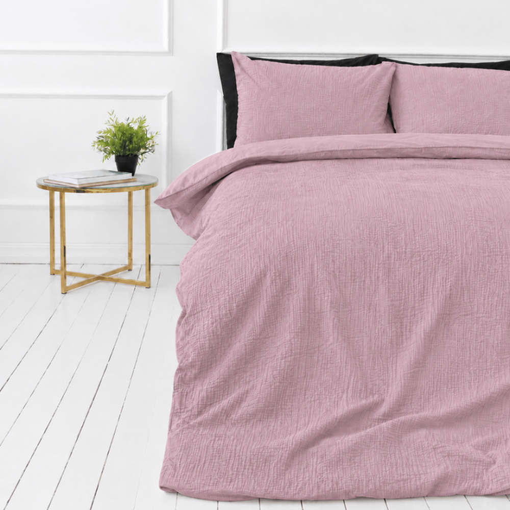 Muslin bedding set „Rose muslin“. Bedding sets, 140x200 cm, 150x200 cm, 160x200 cm. Plain soft pink bedding with a subtly textured surface. Muslin bedding set „Rose muslin“. Bedding sets, 140x200 cm, 150x200 cm, 160x200 cm. Plain soft pink bedding with a subtly textured surface.