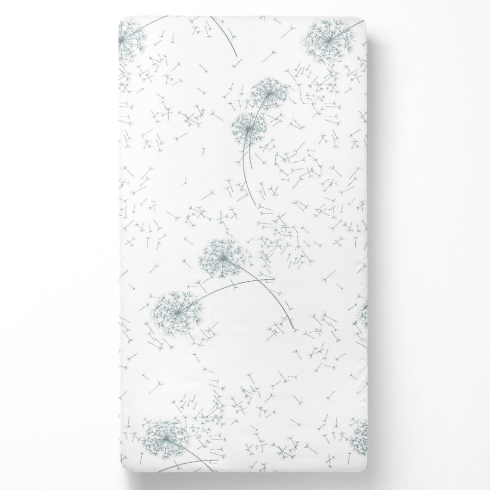 Bed Sheet „Dandelion puff“, 150x220 cm, 200x220 cm, 220x240 cm. Bedsheet with subtle botanical print – a fresh touch for any bedroom.