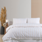 Bedding Set „Amanda“. Patterned bedding sets, 140x200 cm, 200x200 cm, 200x220 cm. White bedding set with light pastel beige lines, creating a soft and minimalist design for a calming bedroom vibe.