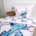 Bedding Set „Angel and Stitch“. Kids bedding, 135x200 cm. White bedding pattern with repeating blue and pink characters. Bedding Set „Angel and Stitch“. Kids bedding, 135x200 cm. White bedding pattern with repeating blue and pink characters.