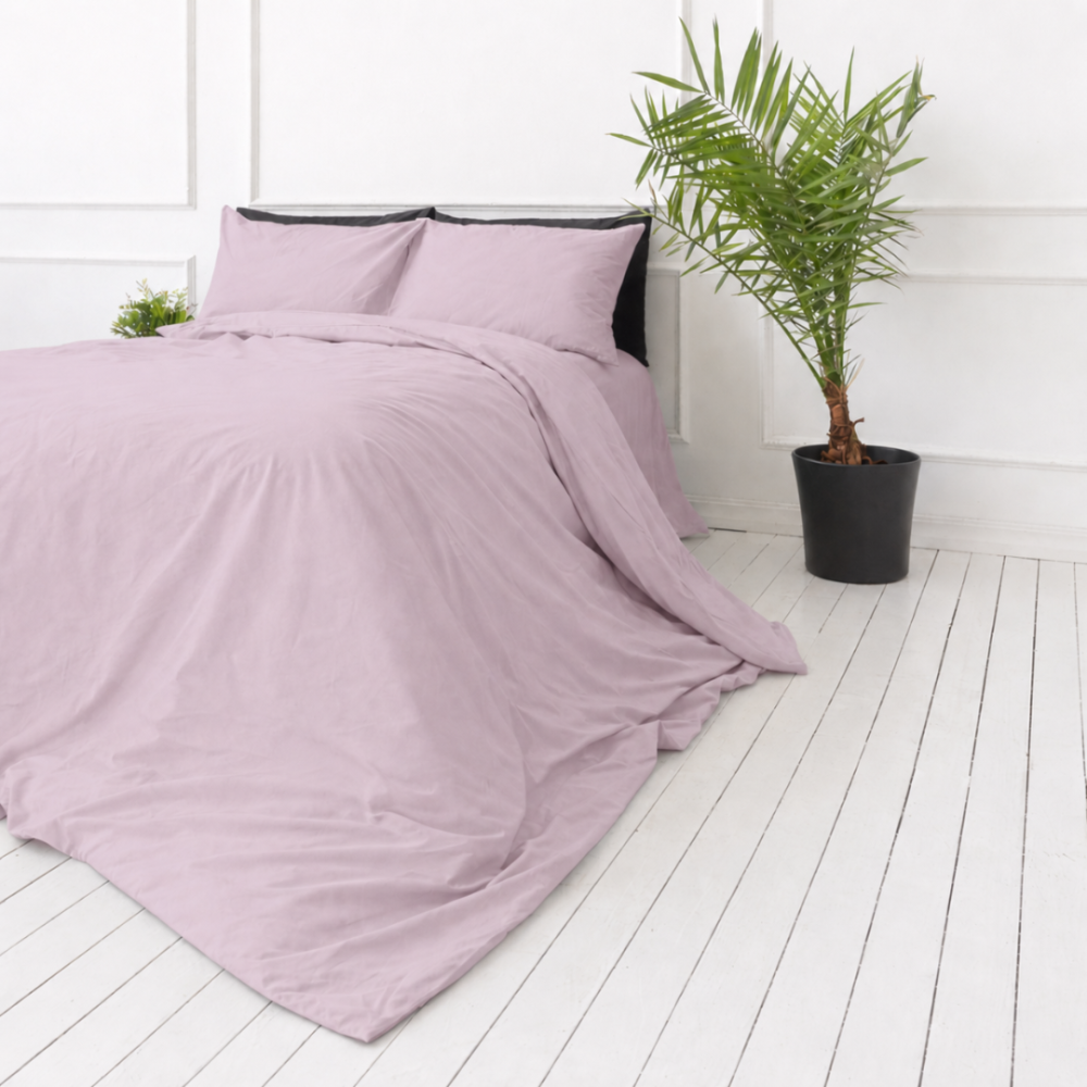 Bedding Set „Ash rose“. Bedding sets 155x200, 140x200 cm, 150x200 cm, 160x200 cm, 180x200 cm, 200x200 cm, 200x220 cm, 220x240 cm. Soothing ash rose bedding set, perfect for a serene bedroom ambiance. Bedding Set „Ash rose“. Bedding sets 155x200, 140x200 cm, 150x200 cm, 160x200 cm, 180x200 cm, 200x200 cm, 200x220 cm, 220x240 cm. Soothing ash rose bedding set, perfect for a serene bedroom ambiance.