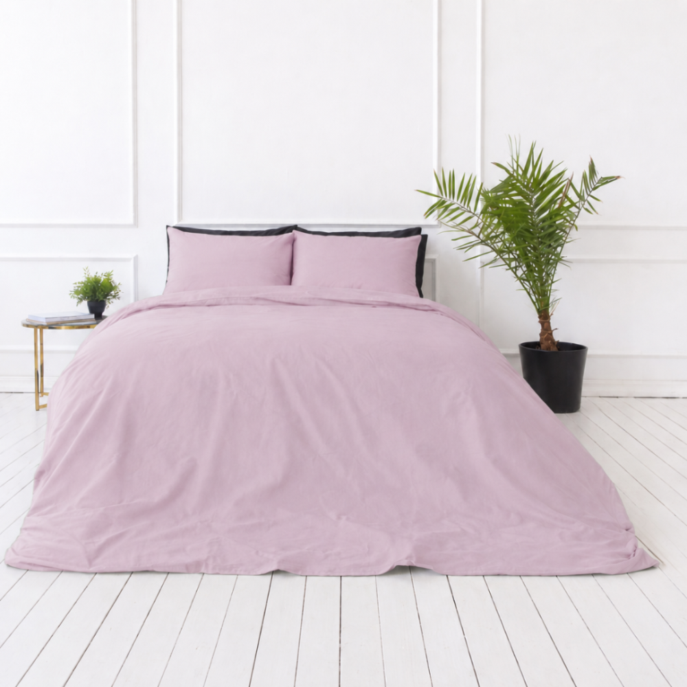 Bedding Set „Ash rose“. Bedding sets 155x200, 140x200 cm, 150x200 cm, 160x200 cm, 180x200 cm, 200x200 cm, 200x220 cm, 220x240 cm. Stylish ash rose bedding set, adding sophistication to your bedroom. Bedding Set „Ash rose“. Bedding sets 155x200, 140x200 cm, 150x200 cm, 160x200 cm, 180x200 cm, 200x200 cm, 200x220 cm, 220x240 cm. Stylish ash rose bedding set, adding sophistication to your bedroom.