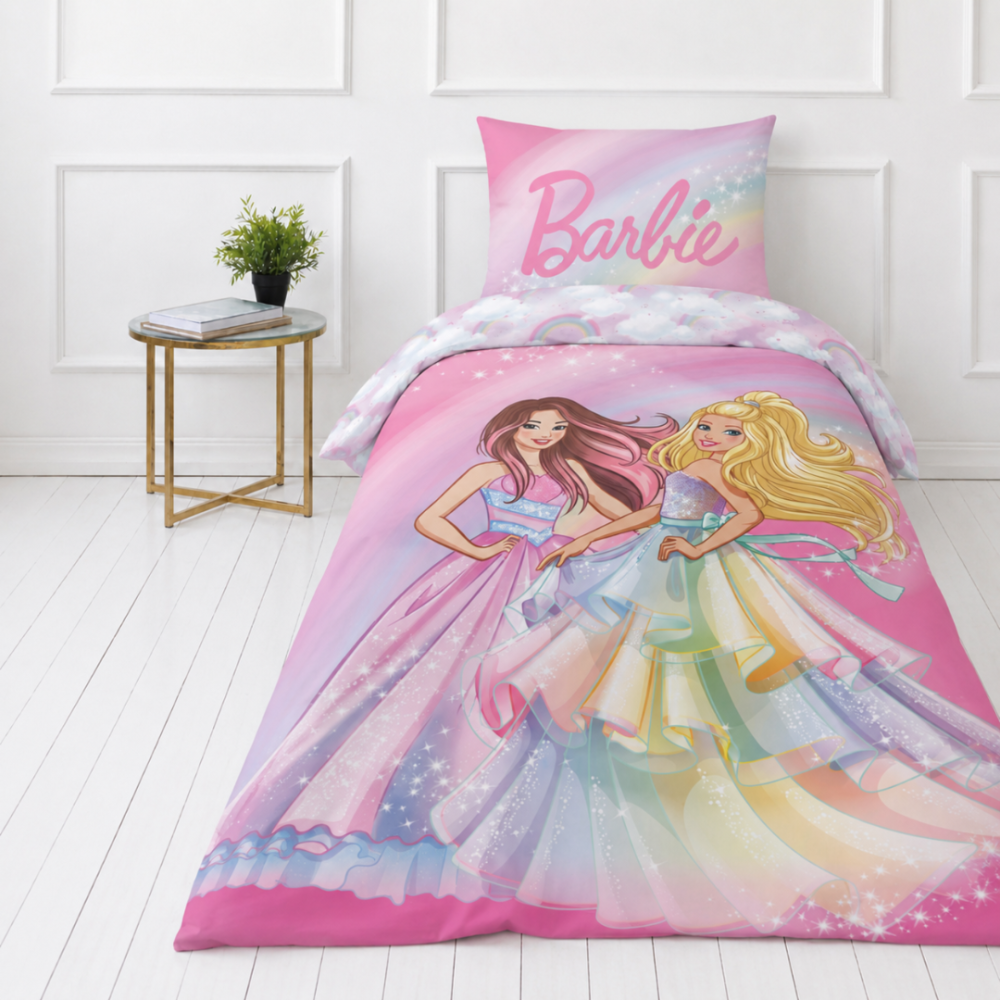 Bedding Set „Barbie“. Kids bedding, 135x200 cm. Pastel pink design with barbie, rainbows and white clouds.