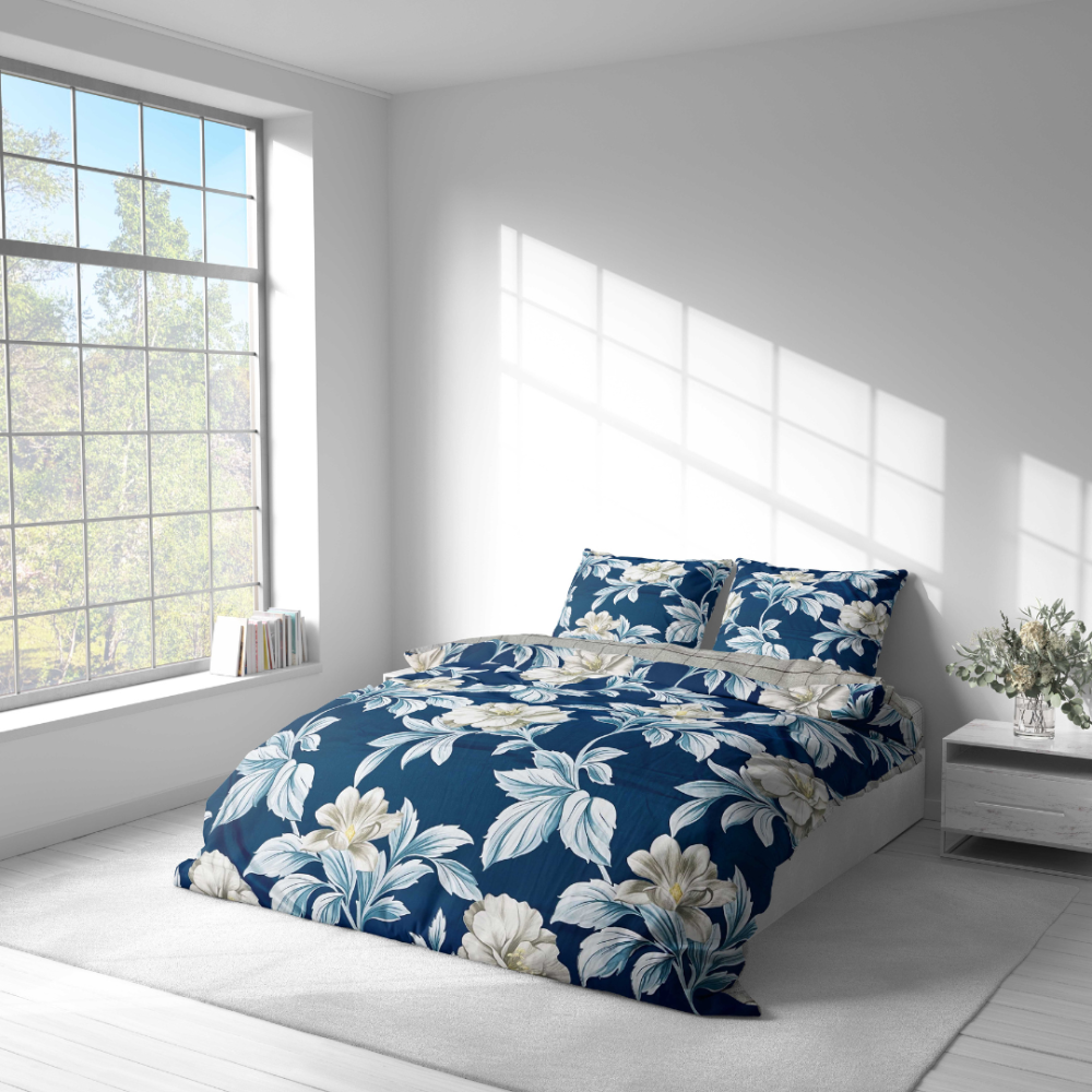Bedding Set „Blue Grace“. Bedding sets 155x200, 140x200 cm, 150x200 cm, 160x200 cm, 180x200 cm, 200x200 cm, 200x220 cm. Bedding set featuring a contrasting mix of blue and white colors.