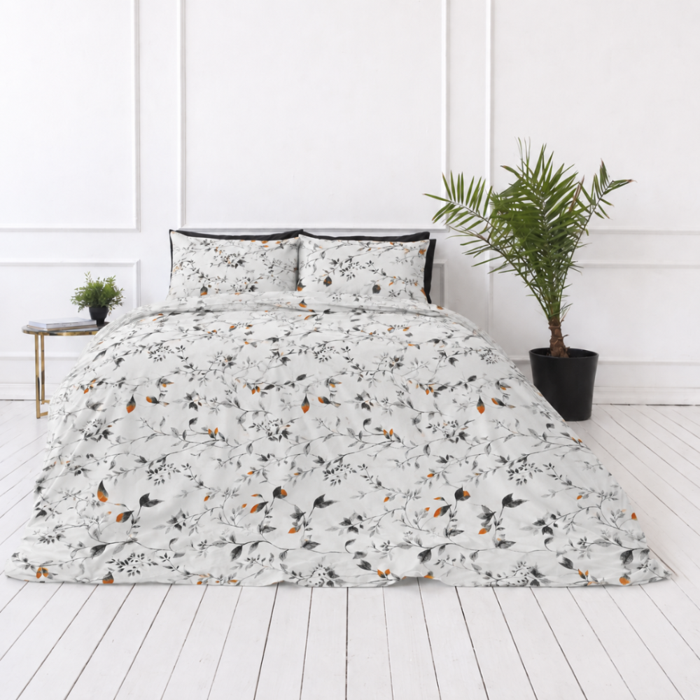 Bedding Set „Blushing Flora“. Gray bedding sets, 140x200 cm, 200x200 cm, 200x220 cm. Modern bedding set with a grey botanical pattern and orange highlights.