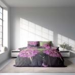 Bedding Set „Burdock“. Bedding sets with plants, 140x200 cm, 150x200 cm, 160x200 cm, 180x200 cm, 200x200 cm, 200x220 cm. Bedding ensemble in dark and light green hues adorned with striking burdock motifs
