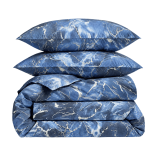 Bedding Set „Cosmic Blue“. Bedding sets 155x200, 140x200 cm, 150x200 cm, 160x200 cm, 180x200 cm, 200x200 cm, 200x220 cm, 220x240 cm. Bedding set with a blue marble pattern and golden accents. Bedding Set „Cosmic Blue“. Bedding sets 155x200, 140x200 cm, 150x200 cm, 160x200 cm, 180x200 cm, 200x200 cm, 200x220 cm, 220x240 cm. Bedding set with a blue marble pattern and golden accents.