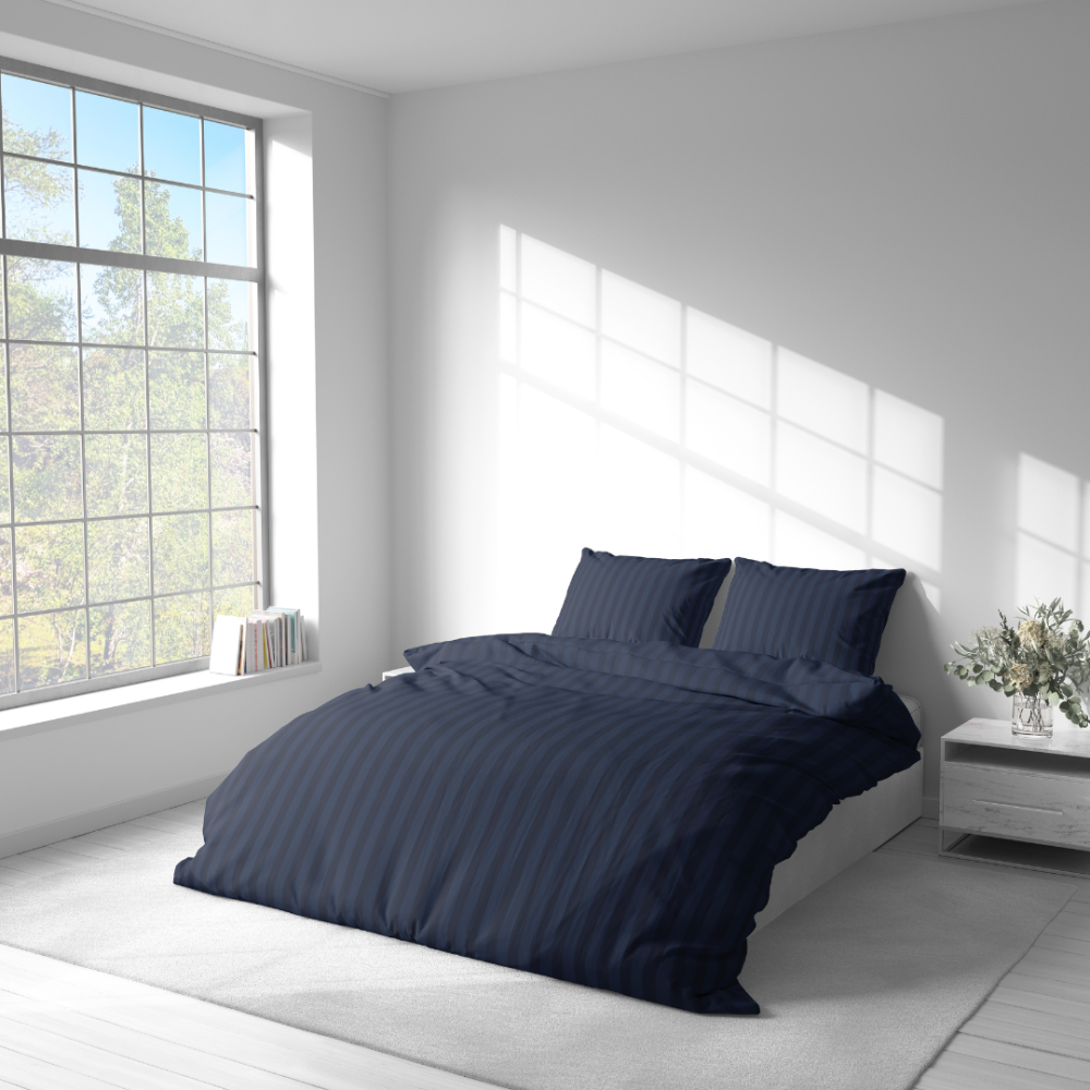 Bedding Set „Dark Blue Stripes“. Patterned bedding sets, 140x200 cm, 160x200 cm, 200x200 cm, 200x220 cm. Luxurious dark blue bedding set featuring a subtle stripe pattern for a modern and stylish look.