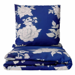 Bedding Set „Vast Blossom“. Bedding sets 155x200, 140x200 cm, 150x200 cm, 180x200 cm, 200x200 cm, 200x220 cm, 220x240 cm. Dark blue bedding set with oversized light-colored flowers, creating a bold and elegant floral design.