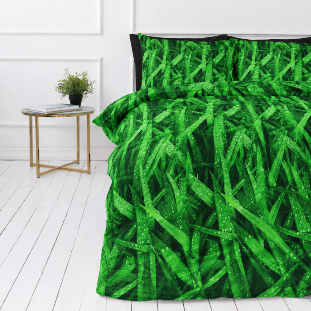 Bedding Set „Dewdrop“. Green bedding set, 140x200 cm, 200x200 cm, 200x220 cm. Green grass and dewdrop motif on the bedding set. Bedding Set „Dewdrop“. Green bedding set, 140x200 cm, 200x200 cm, 200x220 cm. Green grass and dewdrop motif on the bedding set.
