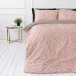 Bedding Set „Ditsy“. Pink bedding, 140x200 cm, 200x200 cm, 200x220 cm. Pink bedding with a small white floral pattern Bedding Set „Ditsy“. Pink bedding, 140x200 cm, 200x200 cm, 200x220 cm. Pink bedding with a small white floral pattern