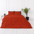 Bedding Set „Dry Tomato“. Bedding sets 155x200, 140x200 cm, 150x200 cm, 160x200 cm, 180x200 cm, 200x200 cm, 200x220 cm, 220x240 cm. Bold brick-red bedding design in a solid colour.