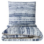 Bedding Set „Eden“. Patterned bedding sets, 140x200 cm, 200x200 cm, 200x220 cm. Bedding set in dark and light blue with horizontal lines of varying thickness for a sleek, modern look.