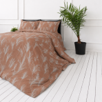Bedding Set „Elara“. Bedding sets 155x200, 140x200 cm, 150x200 cm, 160x200 cm, 180x200 cm, 200x200 cm, 200x220 cm, 220x240 cm. Bedding set with a uniform brown-peach background and light grass motifs Bedding Set „Elara“. Bedding sets 155x200, 140x200 cm, 150x200 cm, 160x200 cm, 180x200 cm, 200x200 cm, 200x220 cm, 220x240 cm. Bedding set with a uniform brown-peach background and light grass motifs