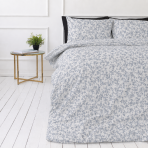 Bedding Set „Floral Dream“. Patterned bedding sets, 140x200 cm, 200x200 cm, 200x220 cm. Light bedding set with subtle blue botanical ornaments. Bedding Set „Floral Dream“. Patterned bedding sets, 140x200 cm, 200x200 cm, 200x220 cm. Light bedding set with subtle blue botanical ornaments.