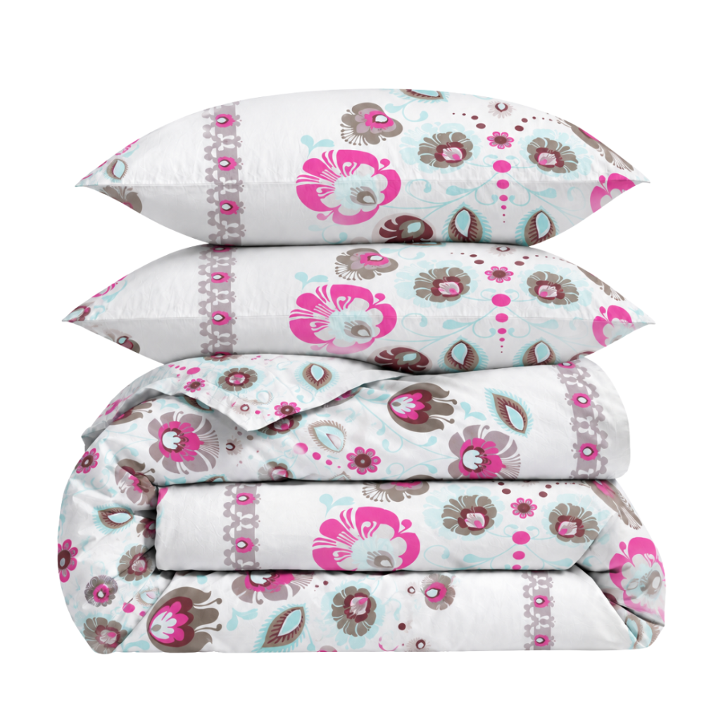 Bedding Set „Folk“. Bedding sets 135x200, 140x200 cm, 200x200 cm, 200x220 cm. White bedding set with pink and purple floral designs Bedding Set „Folk“. Bedding sets 135x200, 140x200 cm, 200x200 cm, 200x220 cm. White bedding set with pink and purple floral designs