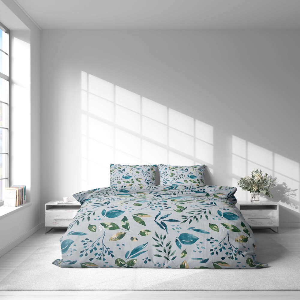 Bedding Set „Forest Breeze“. Bedding sets 155x200, 140x200 cm, 150x200 cm, 160x200 cm, 180x200 cm, 200x200 cm, 200x220 cm, 220x240 cm. Bedding set with a subtle green leaf watercolor illustration on a grey background.