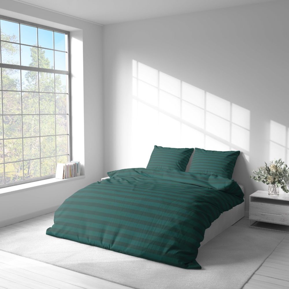 Bedding Set „Green Stripes“. Patterned bedding sets, 140x200 cm, 150x200 cm, 160x200 cm, 180x200 cm, 200x200 cm, 200x220 cm. Elegant bedding set in dark green, showcasing a timeless stripes pattern that complements various interior design styles.