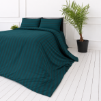 Bedding Set „Green Stripes“. Patterned bedding sets, 140x200 cm, 150x200 cm, 160x200 cm, 180x200 cm, 200x200 cm, 200x220 cm. Bedding set in a rich dark green color with a subtle stripes pattern, offering a modern and chic look for your bedroom. Bedding Set „Green Stripes“. Patterned bedding sets, 140x200 cm, 150x200 cm, 160x200 cm, 180x200 cm, 200x200 cm, 200x220 cm. Bedding set in a rich dark green color with a subtle stripes pattern, offering a modern and chic look for your bedroom.