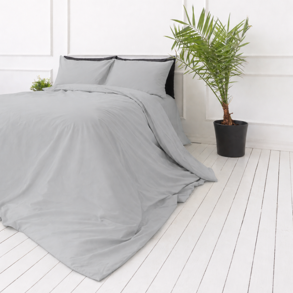 Bedding Set „Harbor“. Bedding sets 155x200, 140x200 cm, 150x200 cm, 160x200 cm, 200x200 cm, 200x220 cm, 220x240 cm. Elegant light grey bedding set, providing a chic and neutral touch to any bedroom. Bedding Set „Harbor“. Bedding sets 155x200, 140x200 cm, 150x200 cm, 160x200 cm, 200x200 cm, 200x220 cm, 220x240 cm. Elegant light grey bedding set, providing a chic and neutral touch to any bedroom.